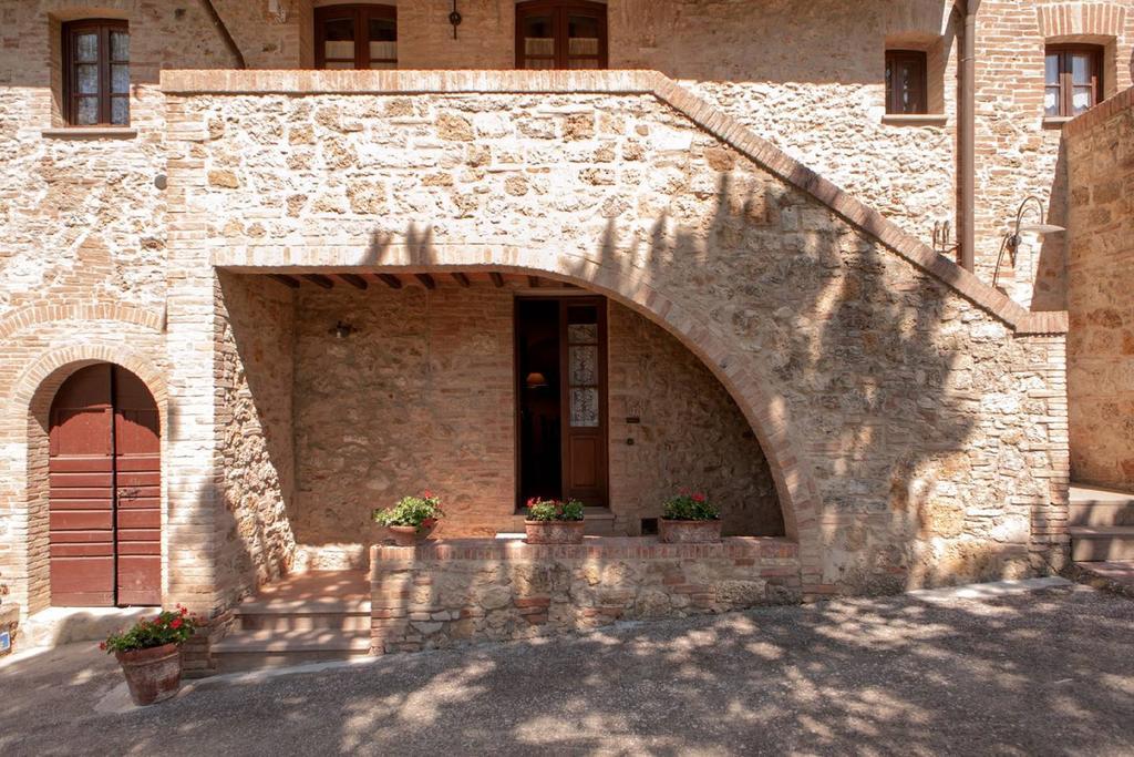 Azienda Agricola E Agriturismo Vallorsi Terricciola Exterior foto